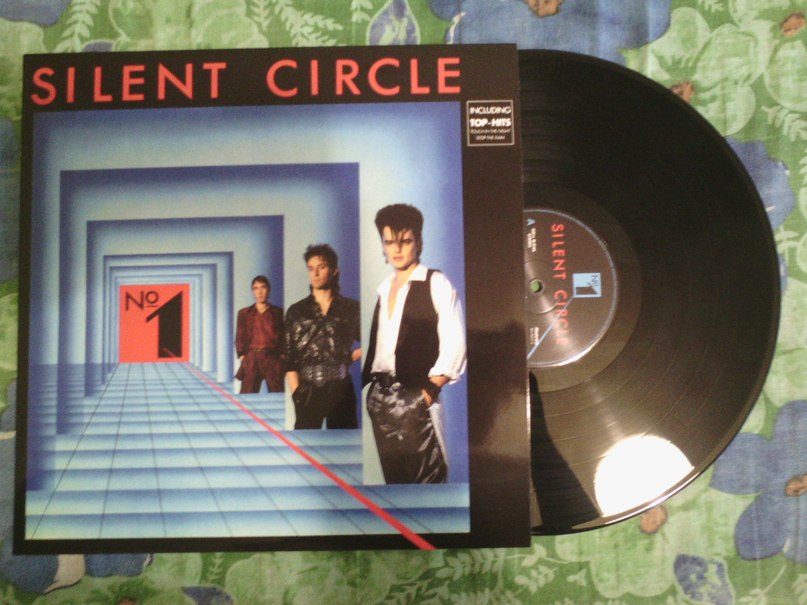 Touch the night silent песня. Silent circle 1986 пластинка. Silent circle no. 1 1986. Silent circle обложка.